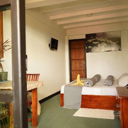 Redwood Homestay Nuwara Eliya Ngoại thất bức ảnh