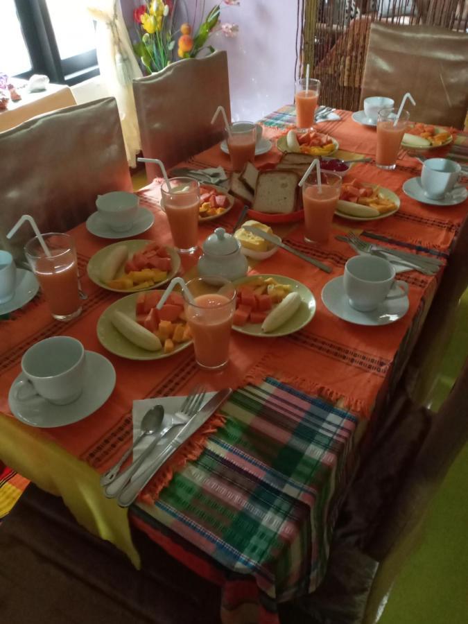 Redwood Homestay Nuwara Eliya Ngoại thất bức ảnh