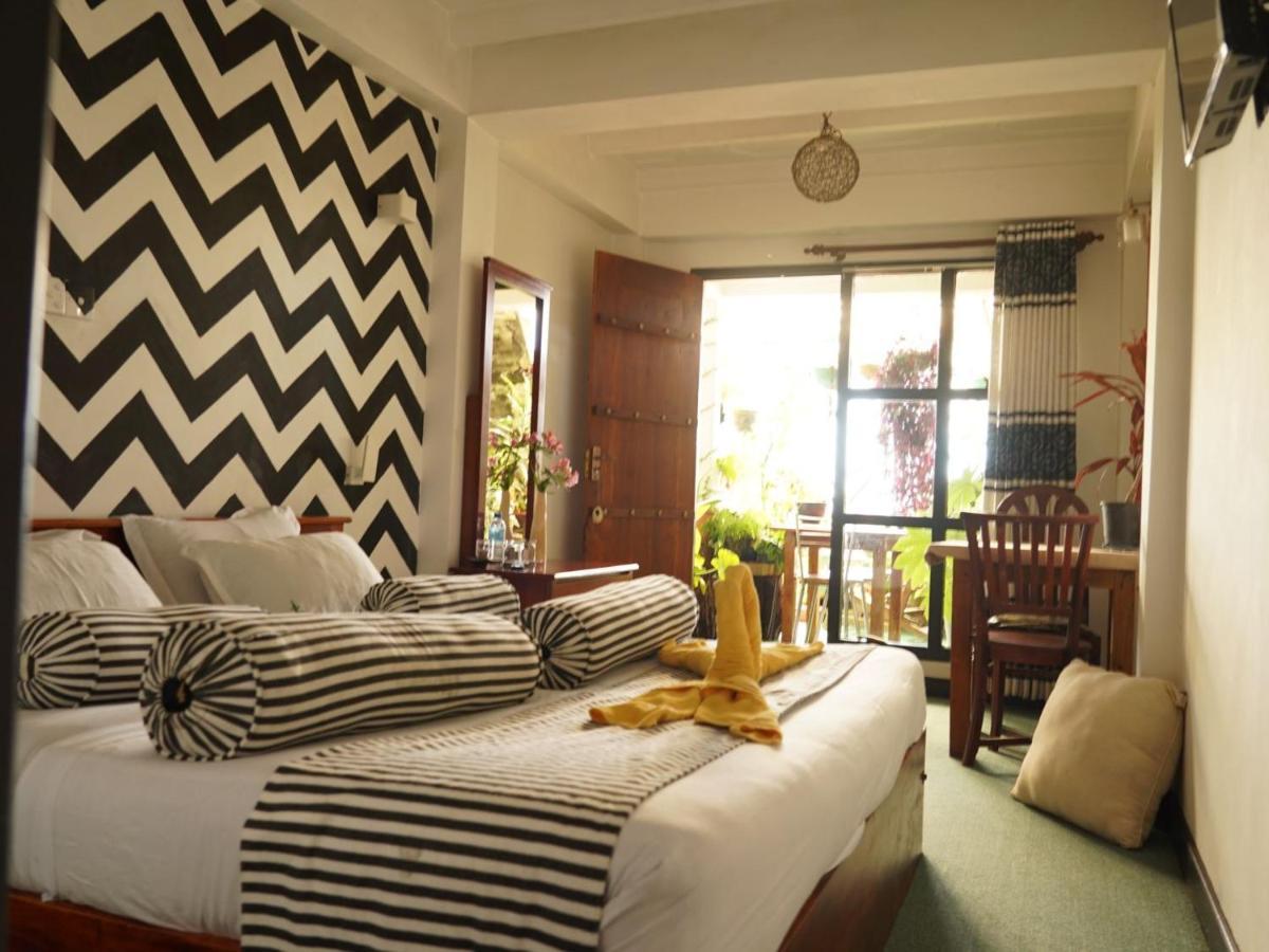 Redwood Homestay Nuwara Eliya Ngoại thất bức ảnh
