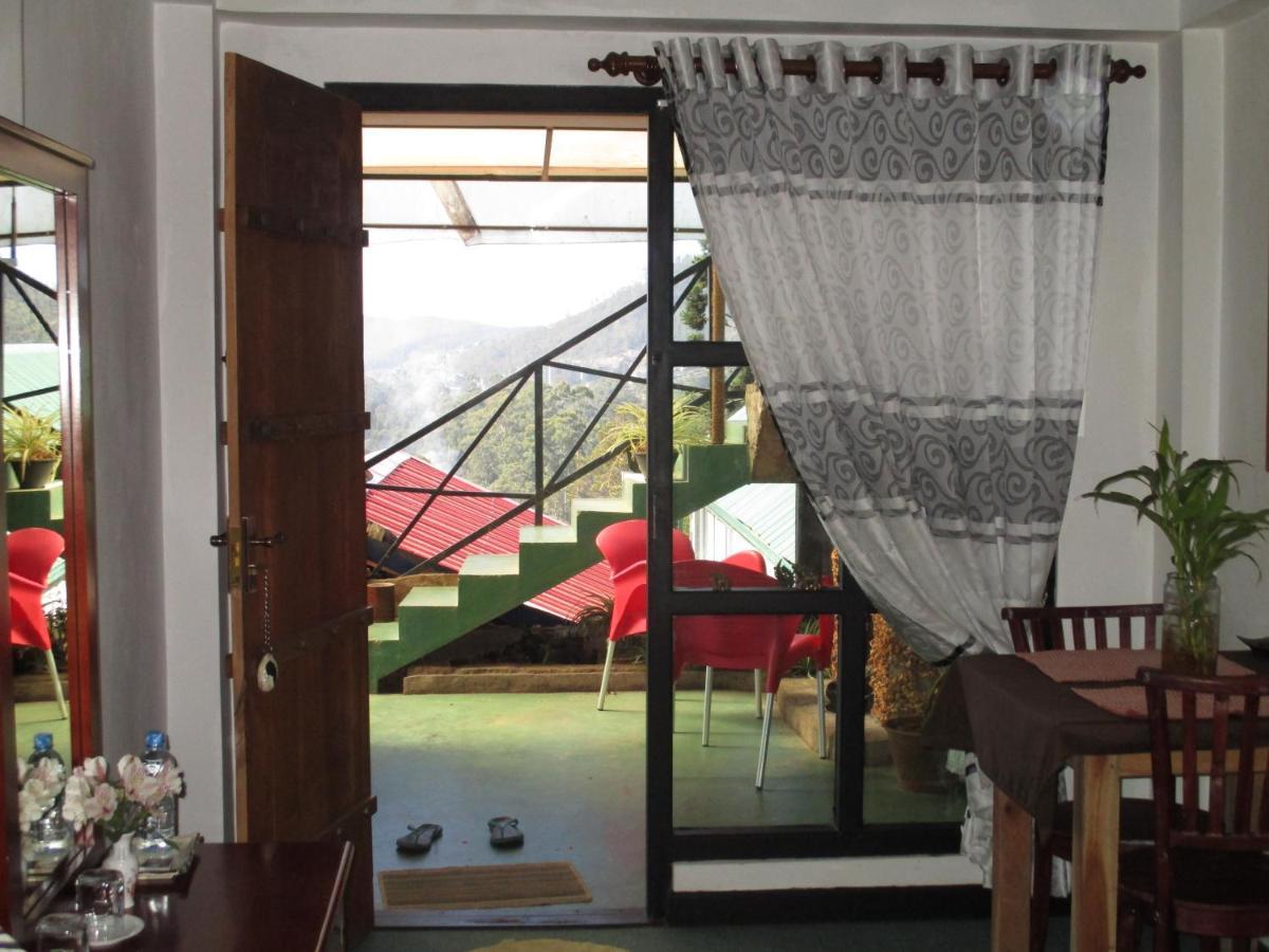 Redwood Homestay Nuwara Eliya Ngoại thất bức ảnh